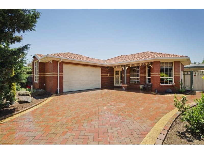 71 Oriole Drive, Werribee VIC 3030