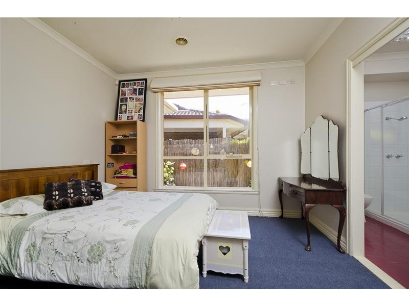 71 Oriole Drive, Werribee VIC 3030