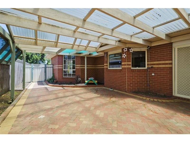 71 Oriole Drive, Werribee VIC 3030