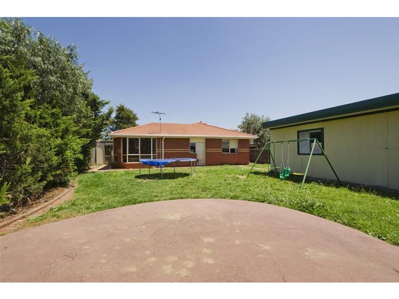 71 Oriole Drive, Werribee VIC 3030