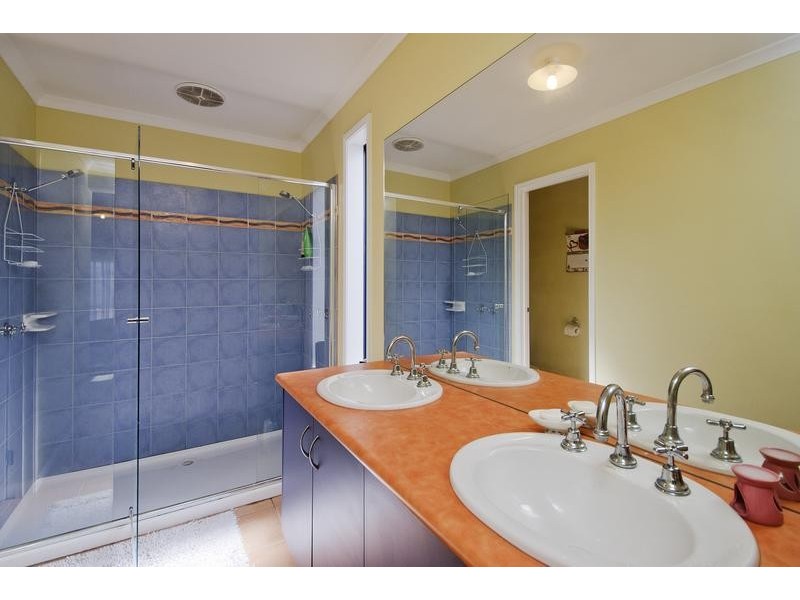 22 Barcoo St, Wyndham Vale VIC 3024
