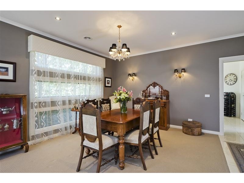 21 Carissa Circuit, Werribee VIC 3030