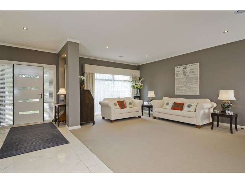 21 Carissa Circuit, Werribee VIC 3030