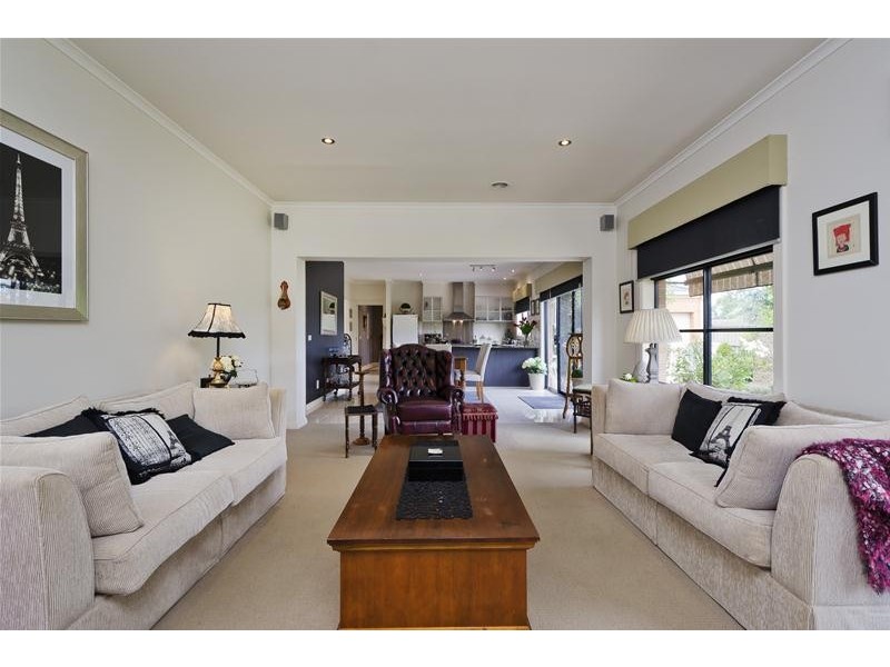 21 Carissa Circuit, Werribee VIC 3030