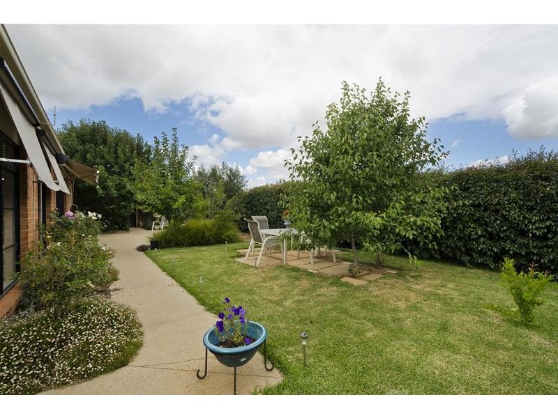 21 Carissa Circuit, Werribee VIC 3030