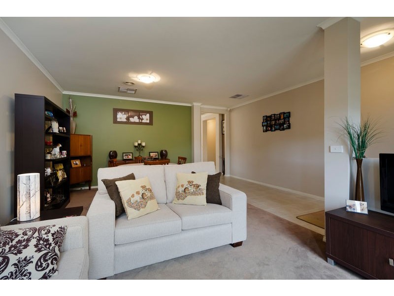 12 Christina Court, Werribee VIC 3030