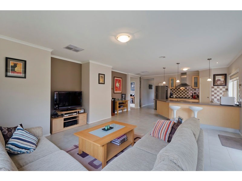 12 Christina Court, Werribee VIC 3030