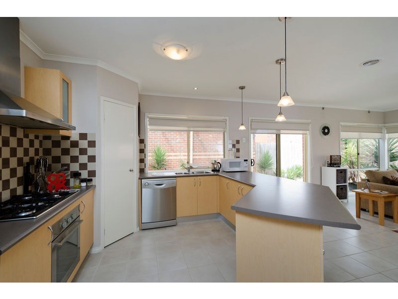 12 Christina Court, Werribee VIC 3030