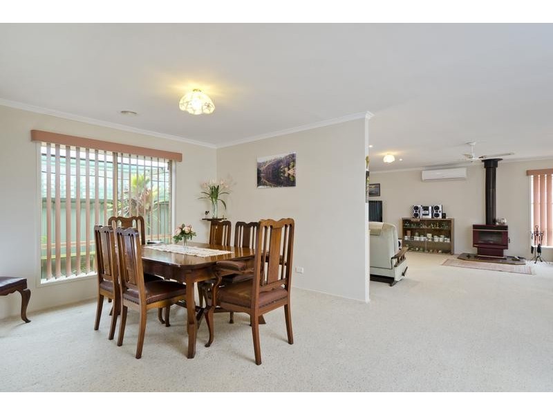 34 Oaktree Avenue, Wyndham Vale VIC 3024