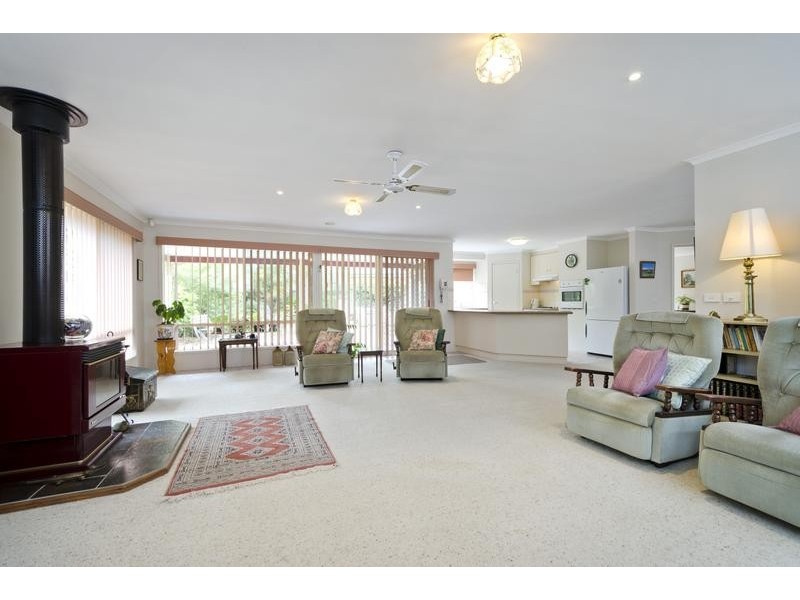 34 Oaktree Avenue, Wyndham Vale VIC 3024