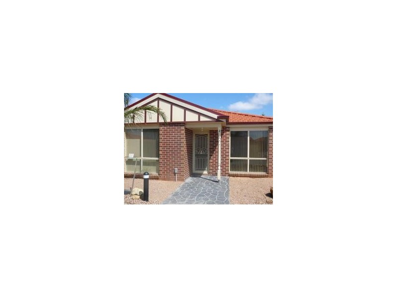 2/6-10 Latham Steet, Werribee VIC 3030