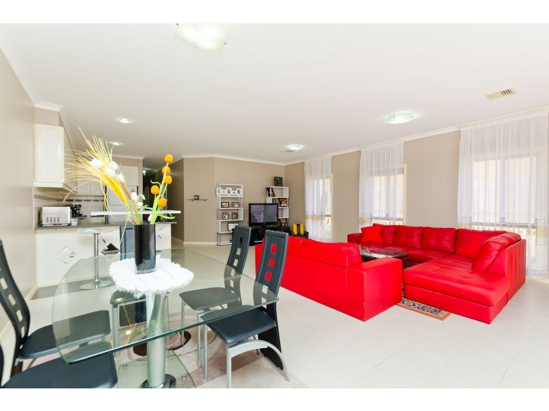 1/79 Honour Ave, Wyndham Vale VIC 3024