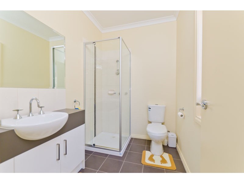 1/79 Honour Ave, Wyndham Vale VIC 3024