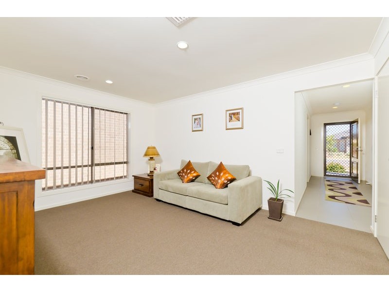 53 Kinglake Drive, Wyndham Vale VIC 3024