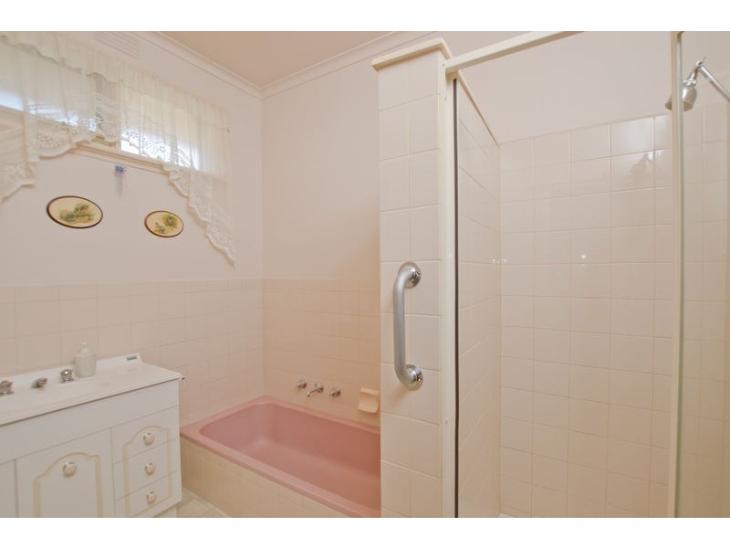 16 Mortimer Street, Werribee VIC 3030