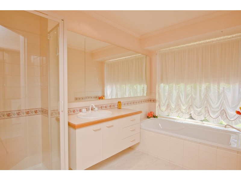 11 Delta Court, Werribee VIC 3030