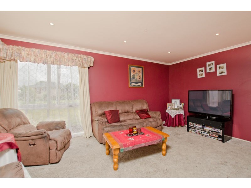 19 Sunrise Place, Wyndham Vale VIC 3024