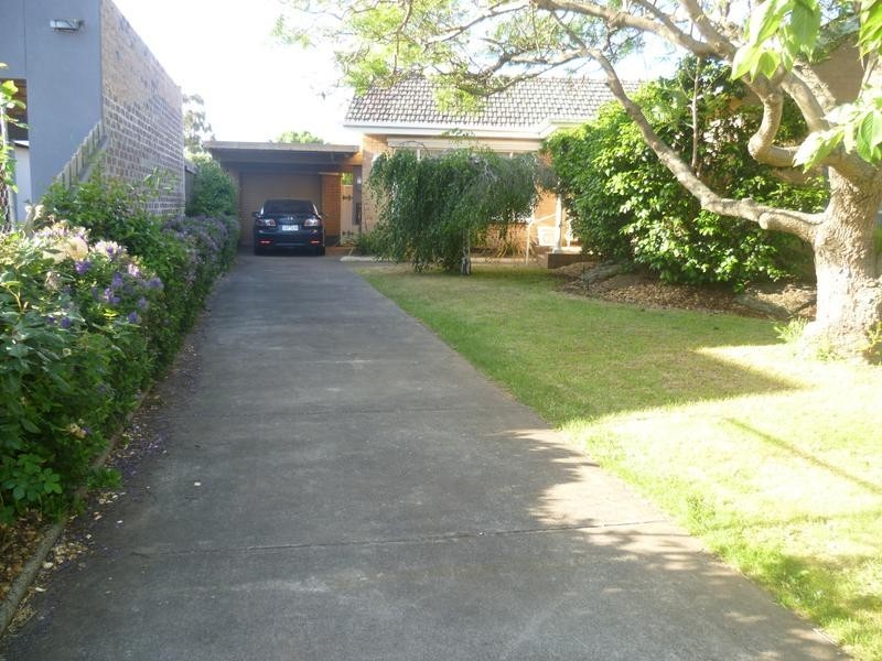 25 Tyrone Street, Werribee VIC 3030