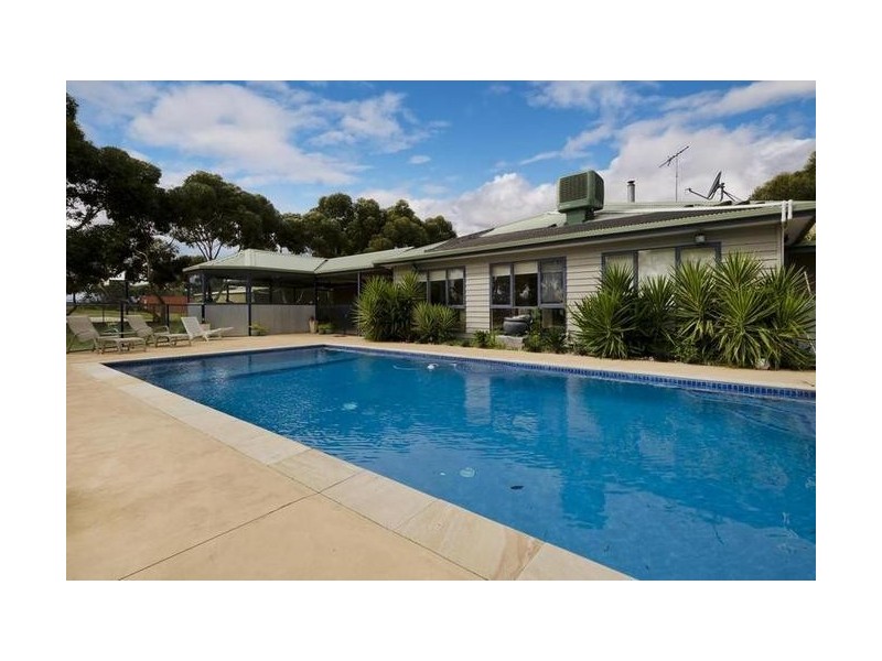 1 Shanahans Road, Mount Cottrell VIC 3024