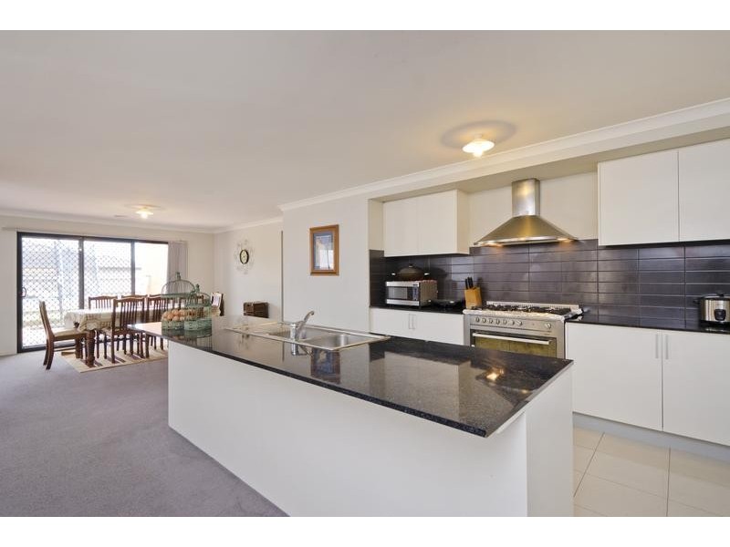 15 Guilford Crt, Truganina VIC 3029