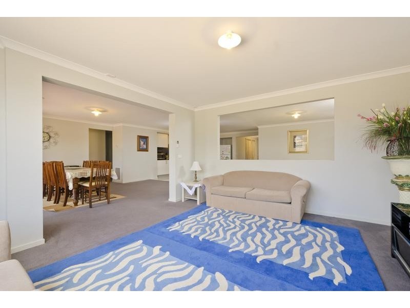 15 Guilford Crt, Truganina VIC 3029