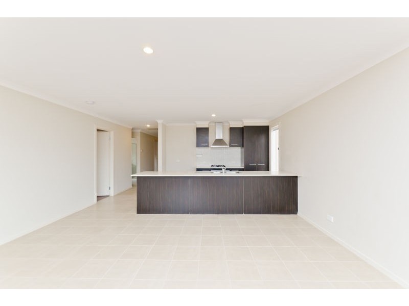 4 Akoona Way, Wyndham Vale VIC 3024