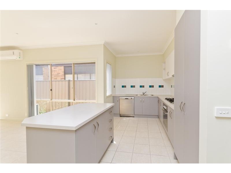 39 Nottingham Crescent, Tarneit VIC 3029