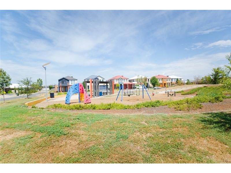 39 Nottingham Crescent, Tarneit VIC 3029