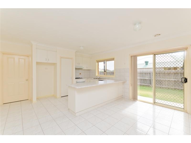 2/52 Birchwood Boulevard, Hoppers Crossing VIC 3029