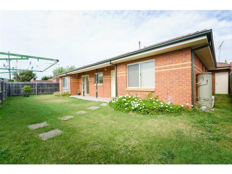 2/52 Birchwood Boulevard, Hoppers Crossing VIC 3029