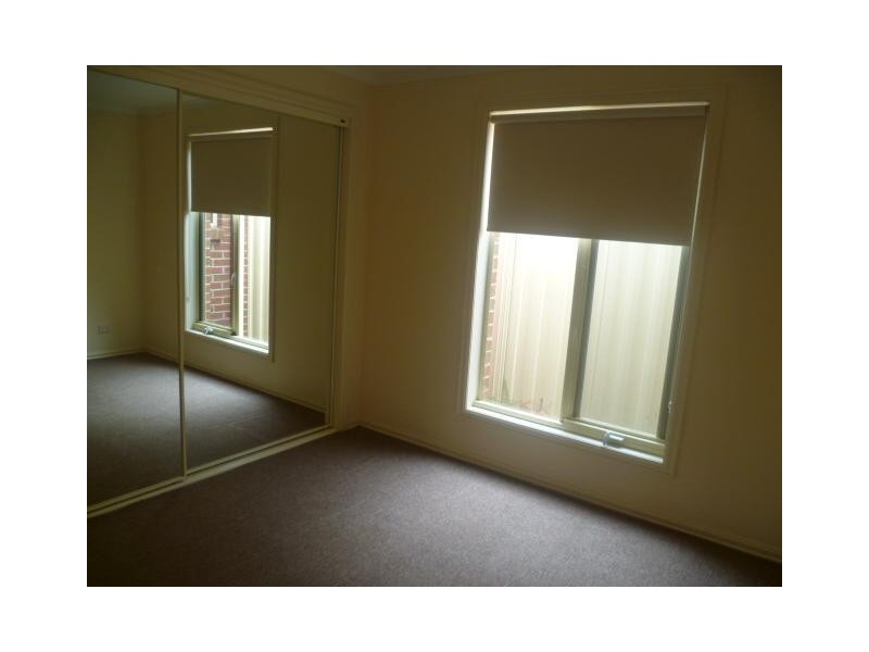 1/15 Acheron Crescent, Werribee VIC 3030