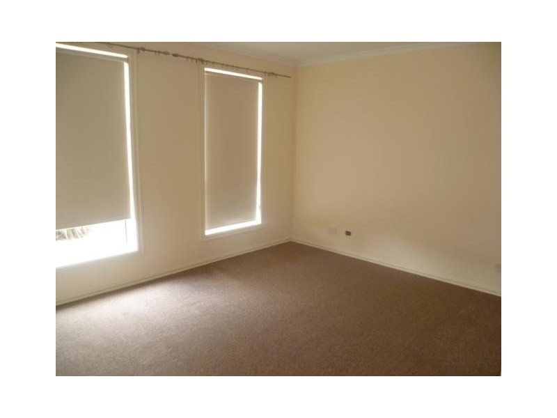 1/15 Acheron Crescent, Werribee VIC 3030