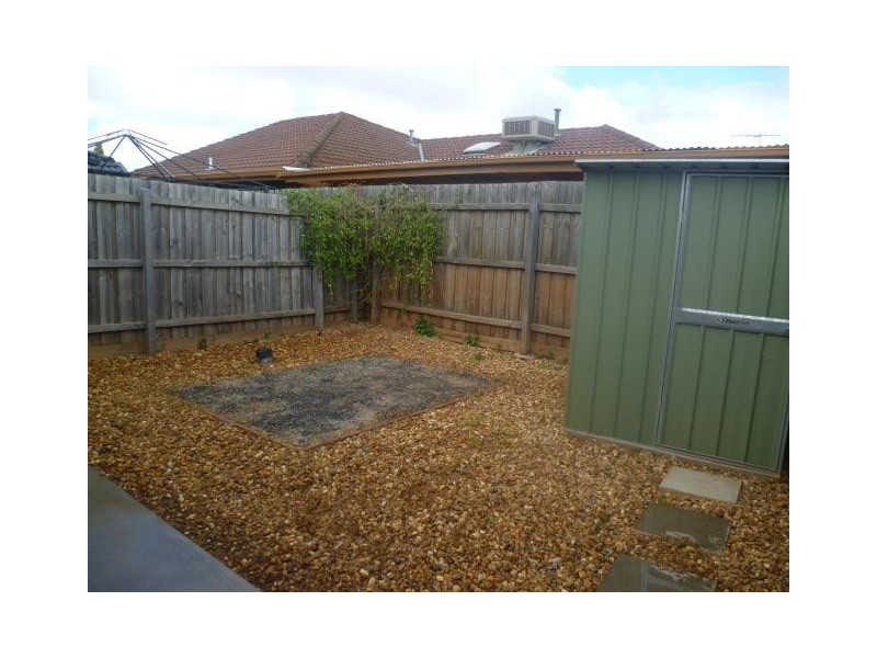 1/15 Acheron Crescent, Werribee VIC 3030