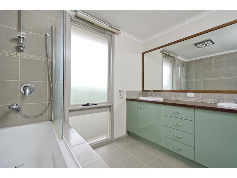 89a Huntingfield Drive, Hoppers Crossing VIC 3029