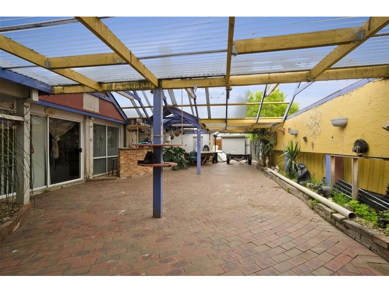 17 Sovereign Retreat, Hoppers Crossing VIC 3029