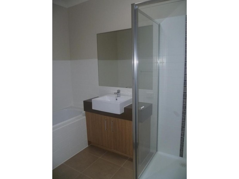 1b Buckhurst Way, Tarneit VIC 3029