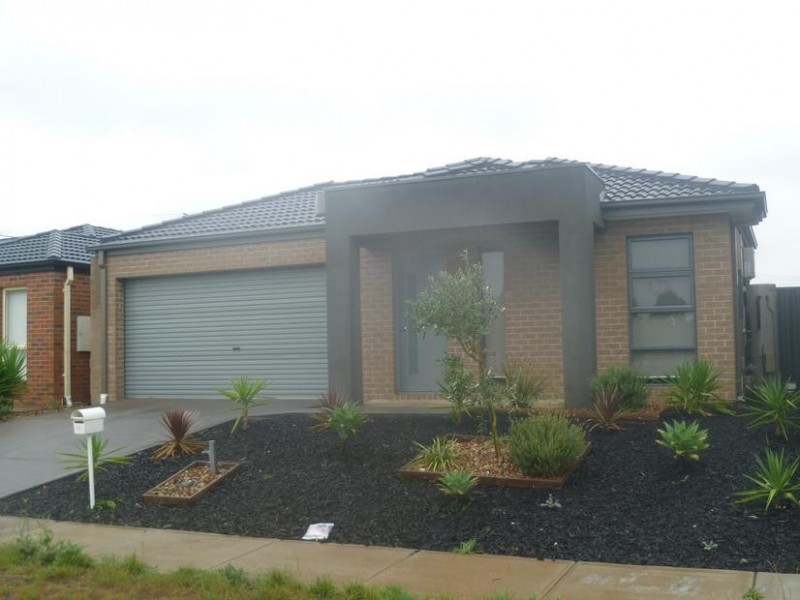 22 James Cook Drive, Truganina VIC 3029