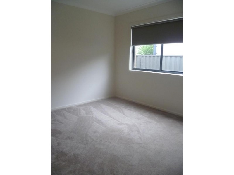 22 James Cook Drive, Truganina VIC 3029