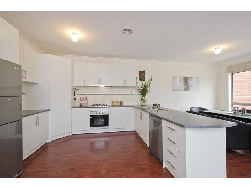 2/128A South Ring Road, Werribee VIC 3030