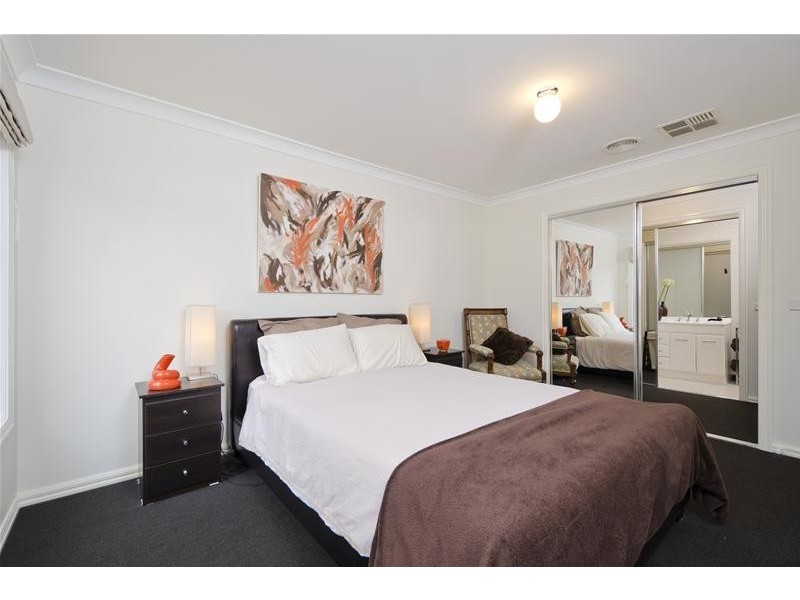 2/128A South Ring Road, Werribee VIC 3030