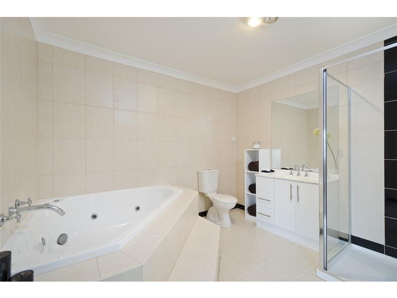 2/128A South Ring Road, Werribee VIC 3030