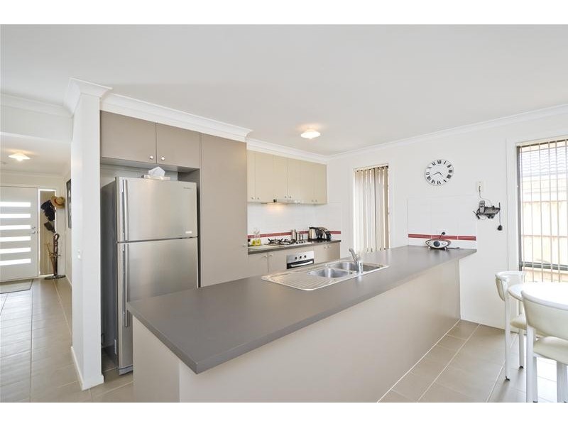 8 Yellow Gum Way, Wyndham Vale VIC 3024