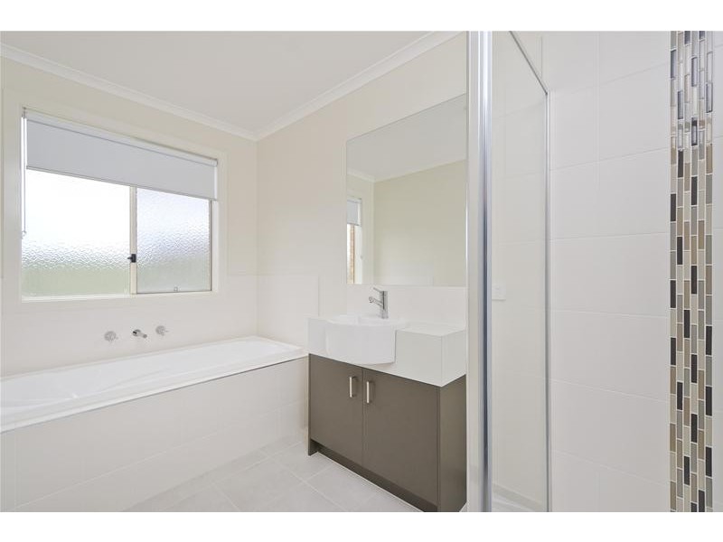 7 Pembury Way, Wyndham Vale VIC 3024