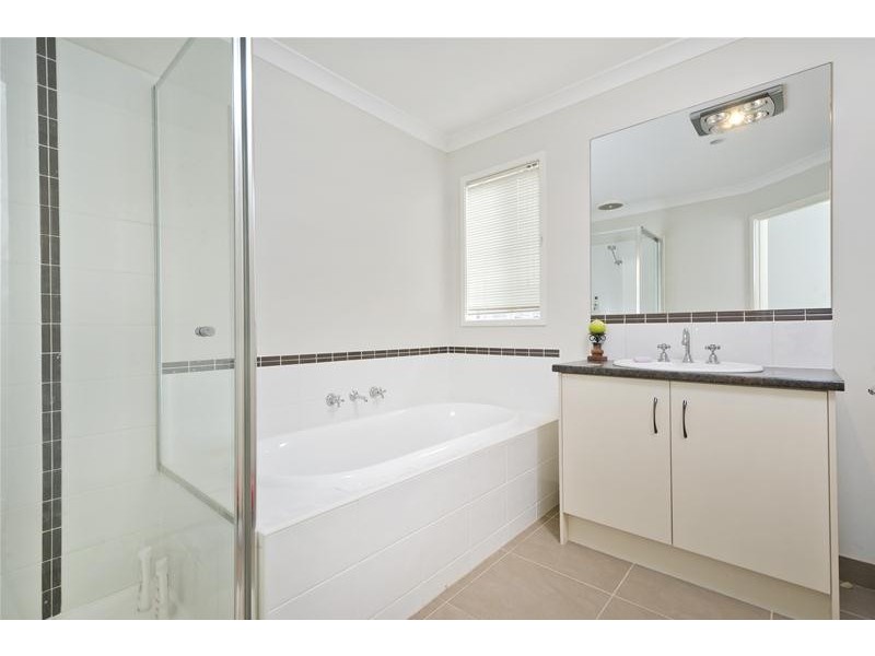 5 Scholar Drive, Wyndham Vale VIC 3024