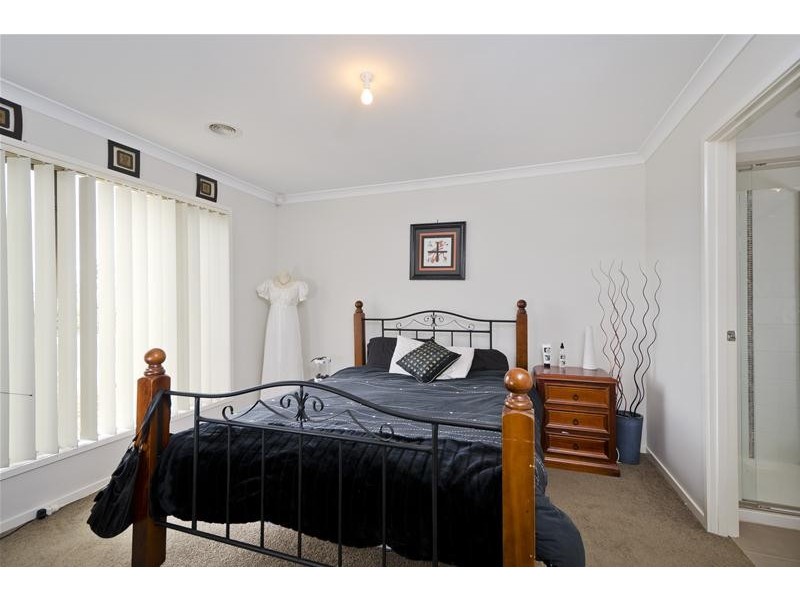 5 Scholar Drive, Wyndham Vale VIC 3024