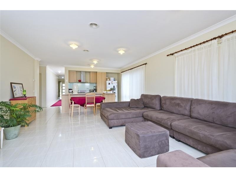 4 Gungurra Grove, Wyndham Vale VIC 3024
