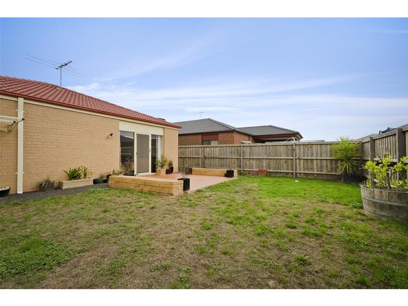 4 Gungurra Grove, Wyndham Vale VIC 3024