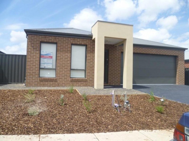 33 Grovedale Way, Wyndham Vale VIC 3024