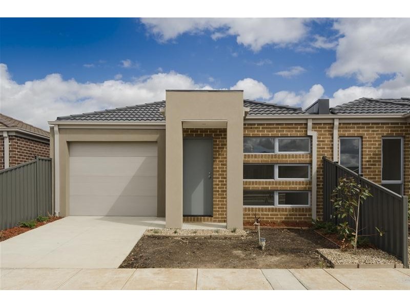 1/3 Durville Street, Wyndham Vale VIC 3024