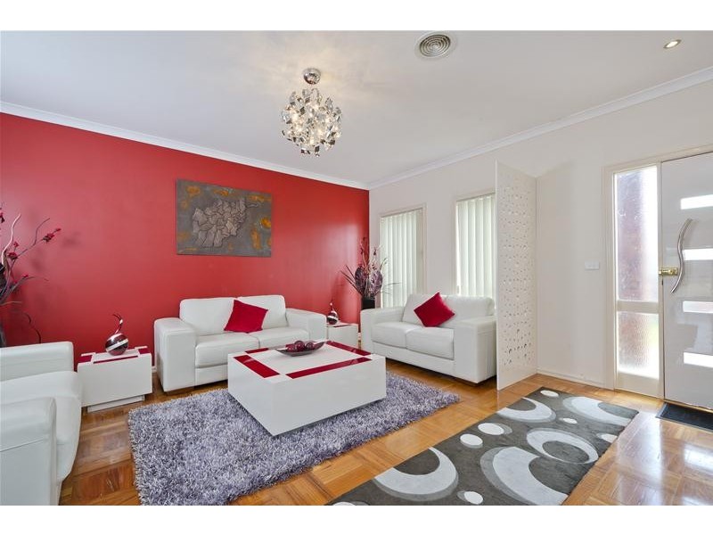 24 Egan Close, Werribee VIC 3030